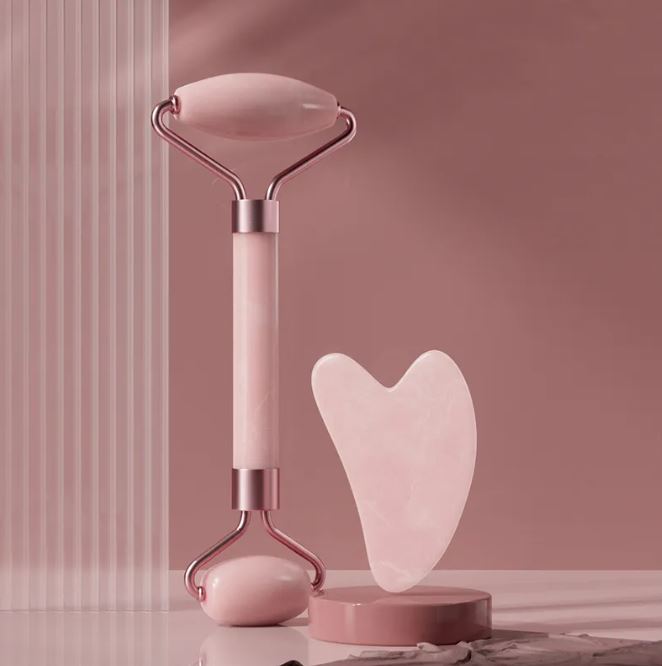 Set de Masaje Gua Sha y Rodillo Facial