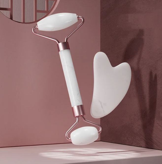 Set de Masaje Gua Sha y Rodillo Facial